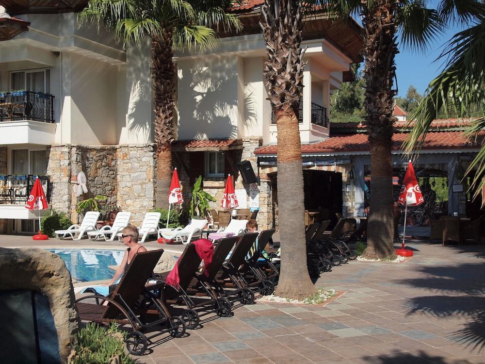 Sun Blue Apart Hotel İçmeler Dış mekan fotoğraf