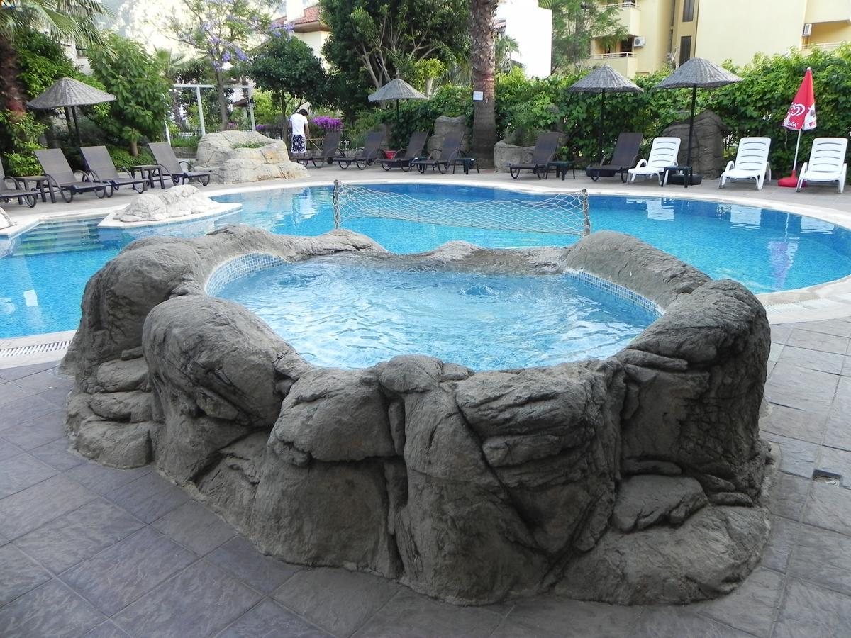 Sun Blue Apart Hotel İçmeler Dış mekan fotoğraf